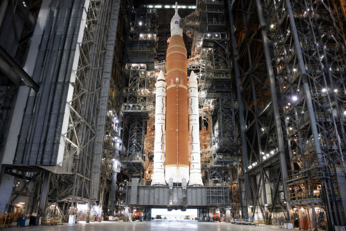 Artemis III Core Stage Joins Boosters at Kennedy
