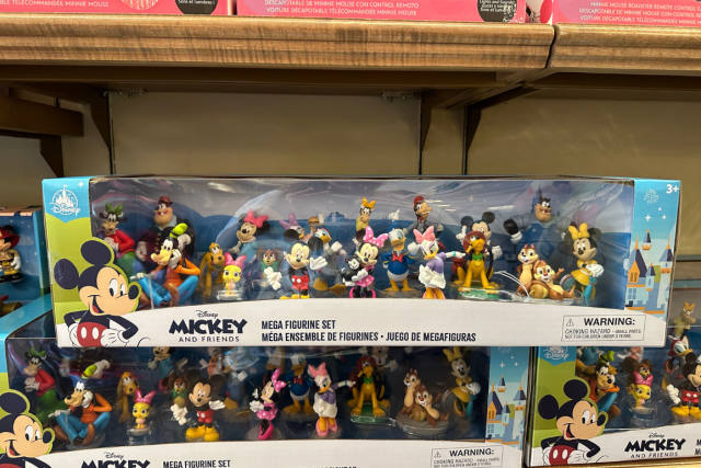 20-Piece Mickey and Friends Figurine Set Arrives at Magic Kingdom