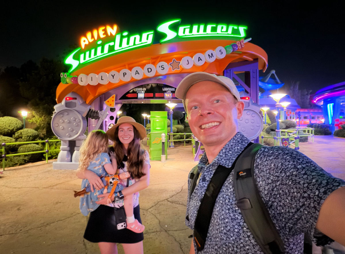 Alien Swirling Saucers to Add Holiday Music for 2026