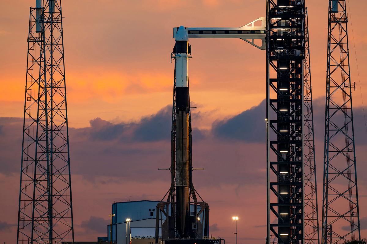 Predawn SpaceX Launch May Bring Sonic Booms to Central Florida