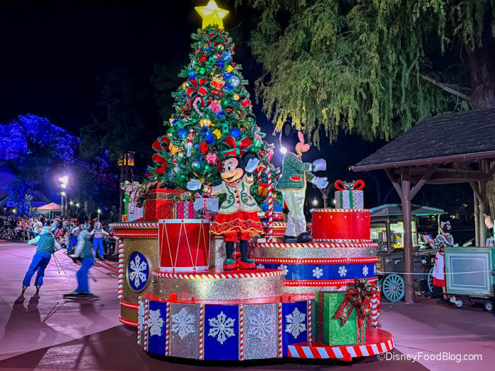 Disney World Opens Bookings Through December 2027