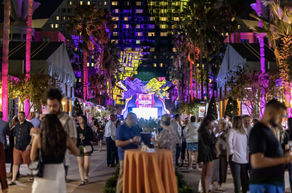 Swan and Dolphin Details Fall Dining, Halloween Events