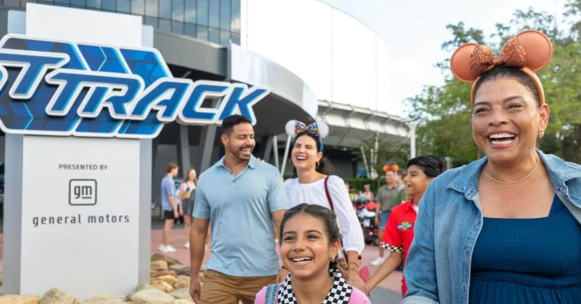 Disney World Passholders Lose Drink Discount in Stores