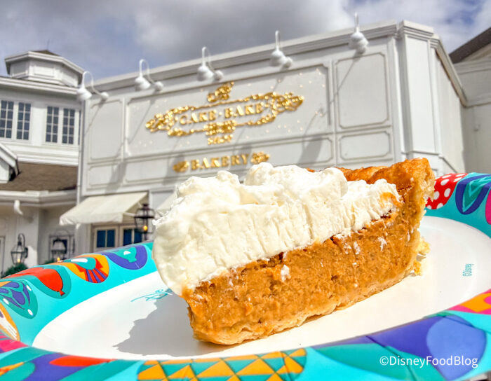 Cake Bake Shop’s $15 Pumpkin Pie Gets High Marks at Disney World