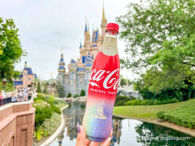 Disney World Ends Bottled Drink Discounts for Passholders