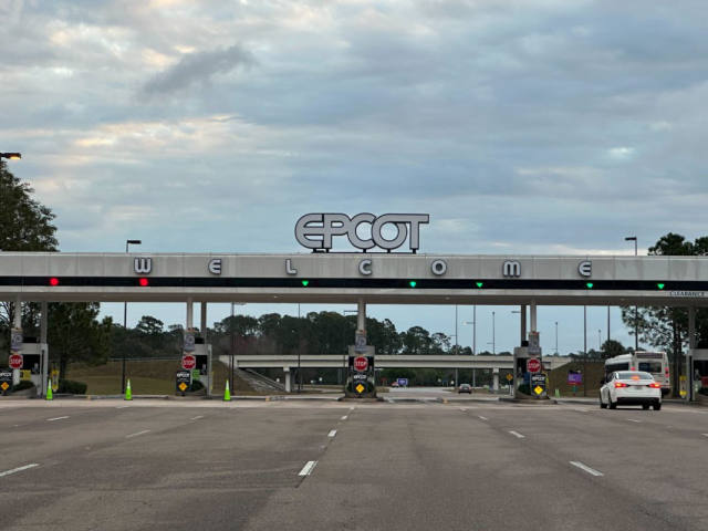 New Parking Plaza Signs Planned for Disney World’s Four Parks