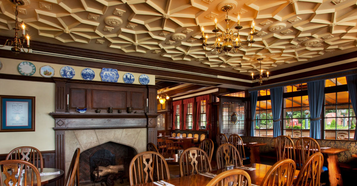 Rose & Crown Permit Points to Summer 2027 EPCOT Work End