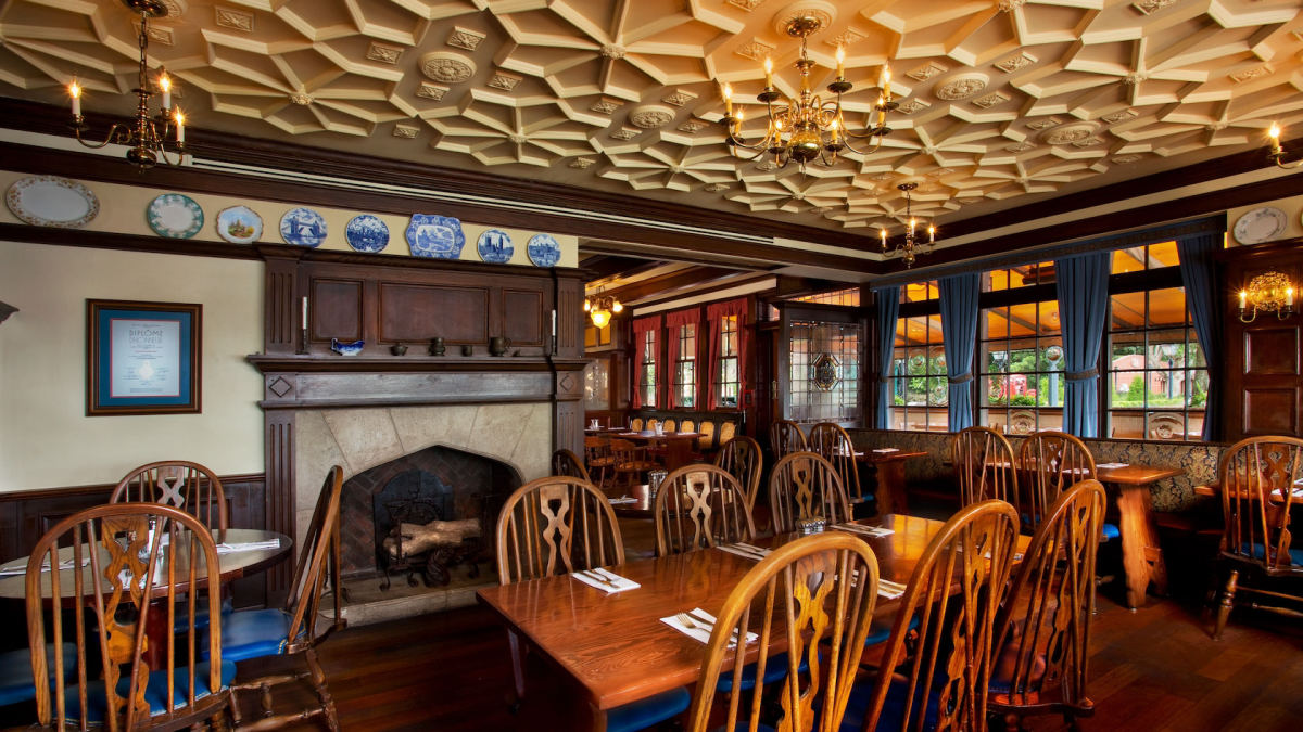 Rose & Crown Dining Room and Pub to Close January 11