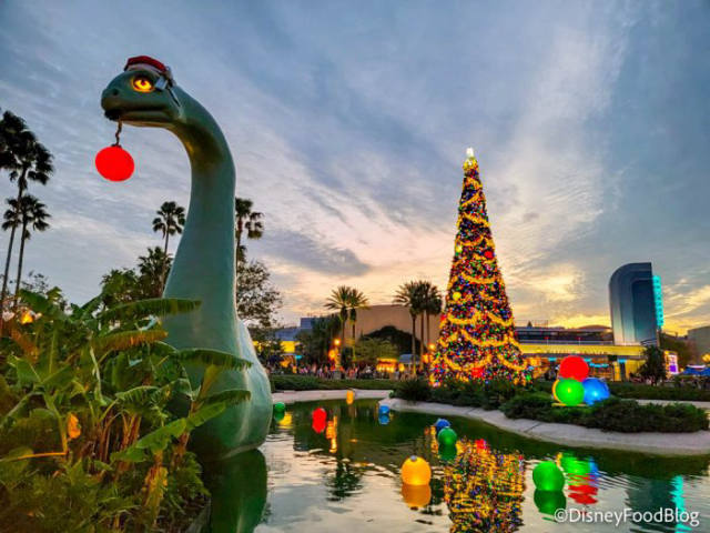 Jollywood Nights’ Opening Date Is Sold Out for 2026
