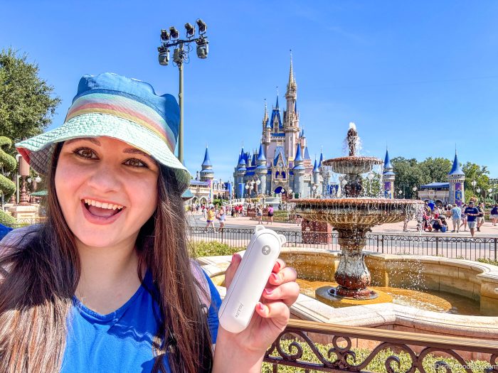 The Handheld Fan That Survives a Full Disney World Day