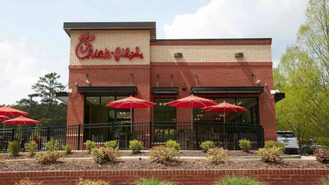 Chick-fil-A Opens New Boggy Creek Location July 30