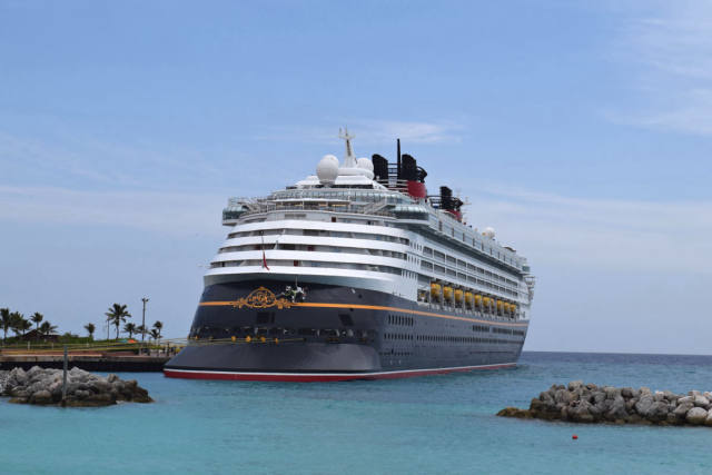 Disney Cruise Line Adds Auto Call-Back for Hold Times
