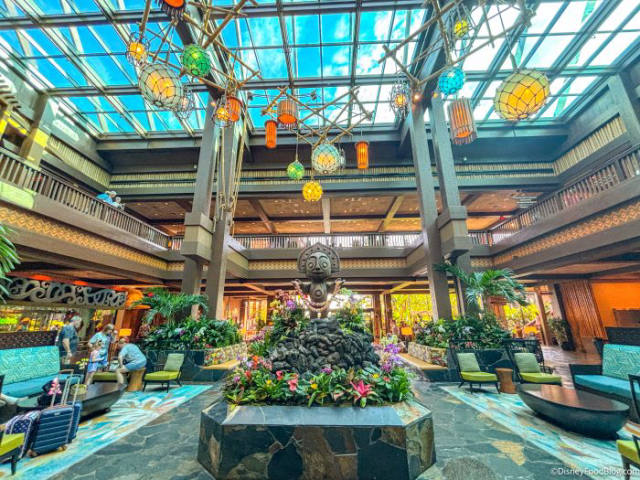 Polynesian Resort Gets Mixed Marks in Disney Coffee Crawl