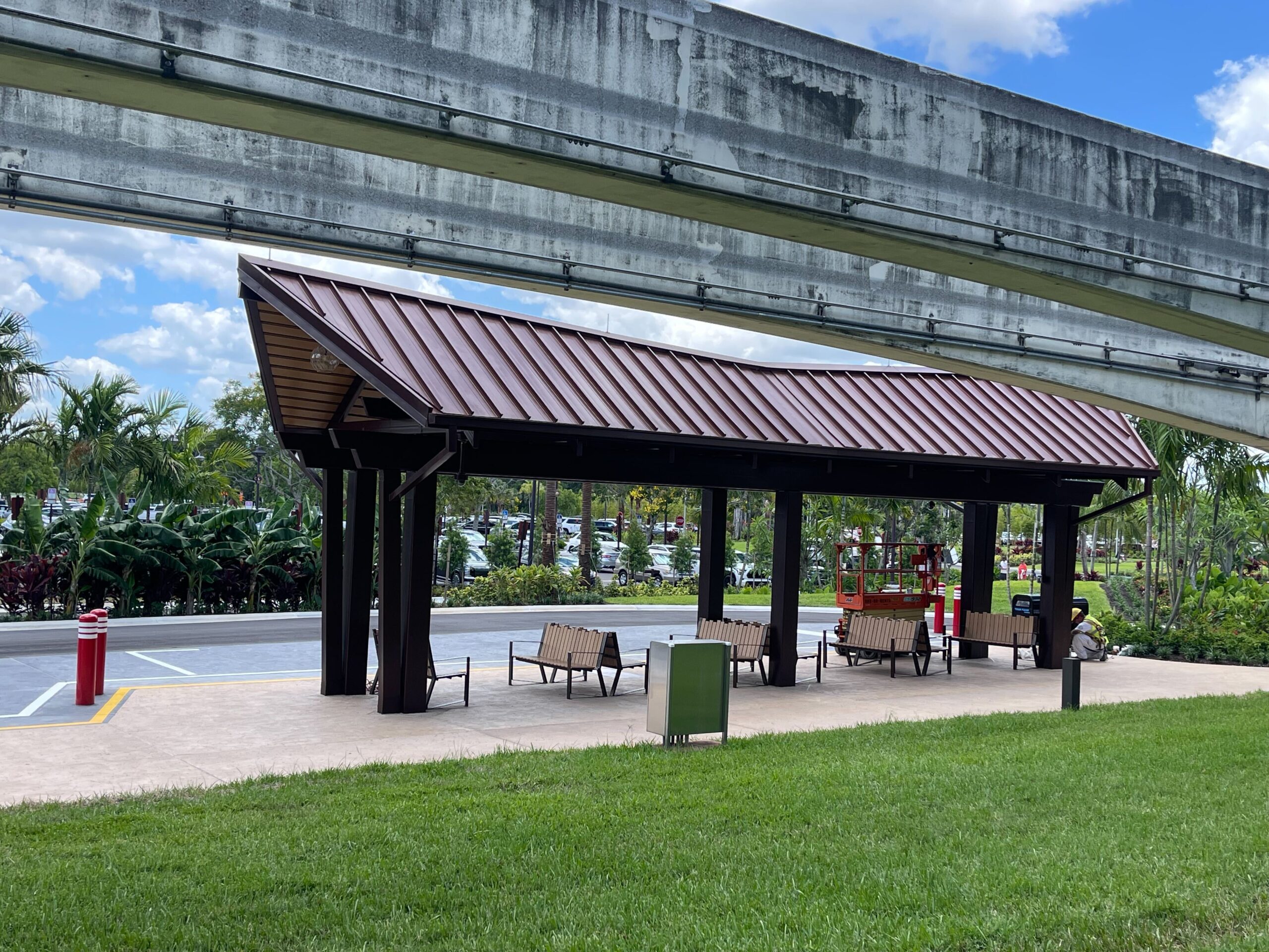 Polynesian Village Resort Gets a New Bus Stop July 13