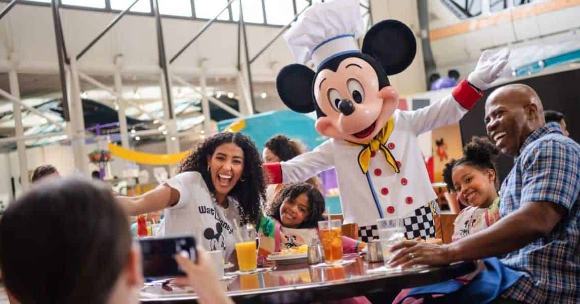 Disney Sequoia Lodge Bar and Shop Close Feb. 2027