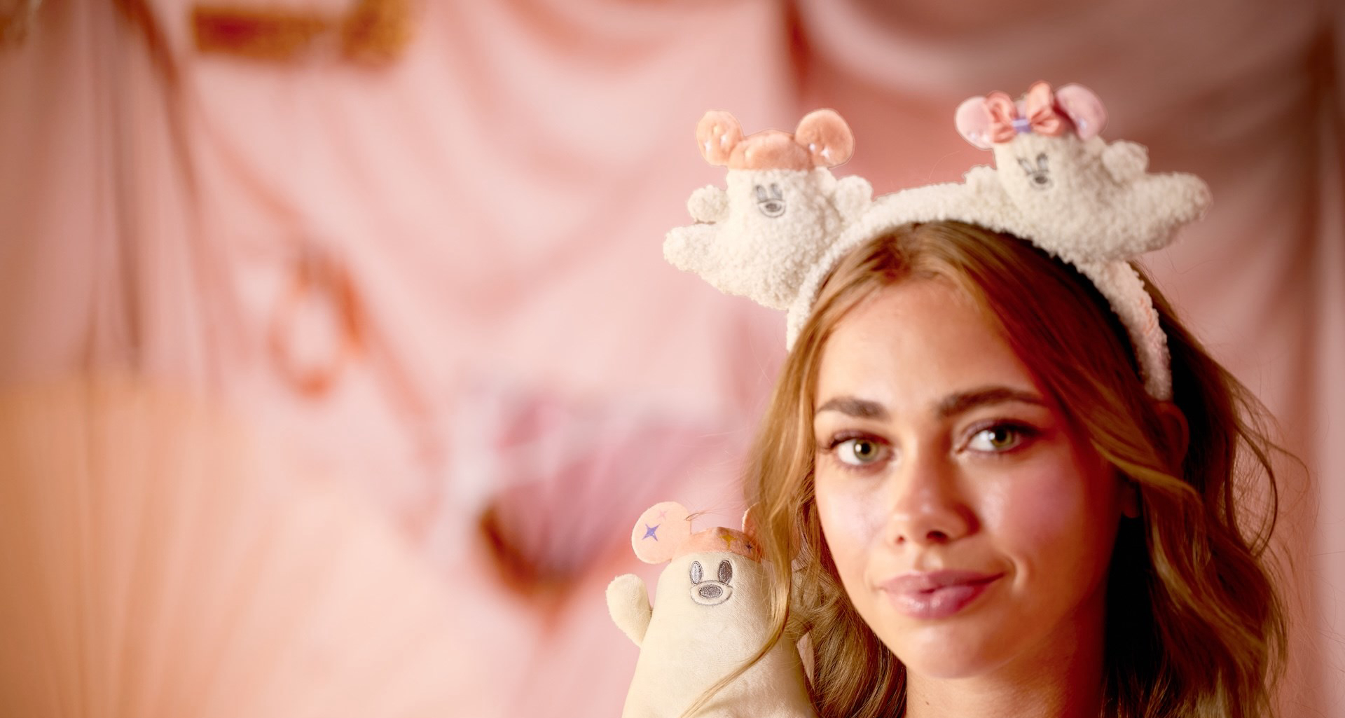 Cutie Ghost Halloween Collection Returns to Disney World in Pastel