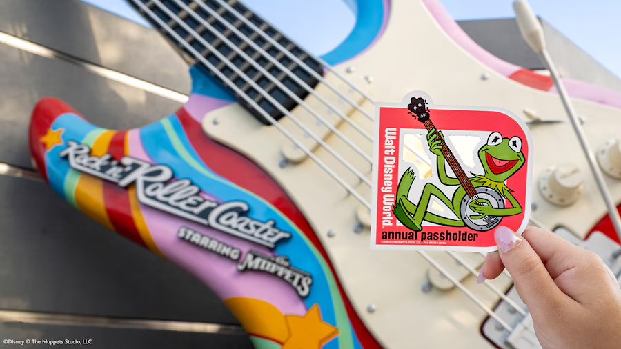 Kermit the Frog Stars in First-Ever Muppet Passholder Magnet at Disney World