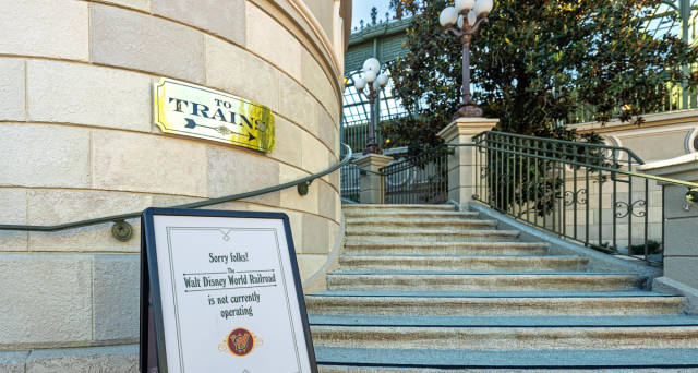 Disney World Replaces Railroad Track at Main Street Station