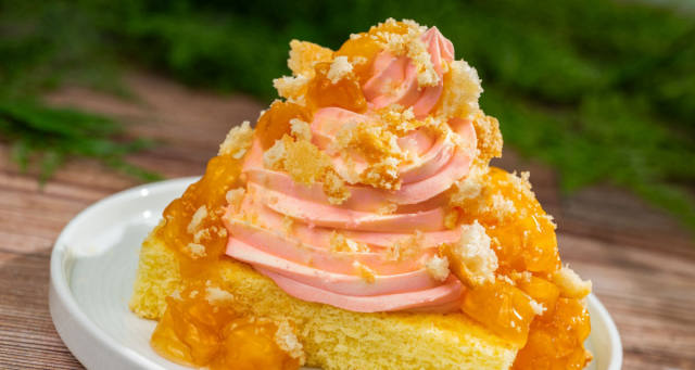 Peach DOLE Whip Treats Debut at Walt Disney World