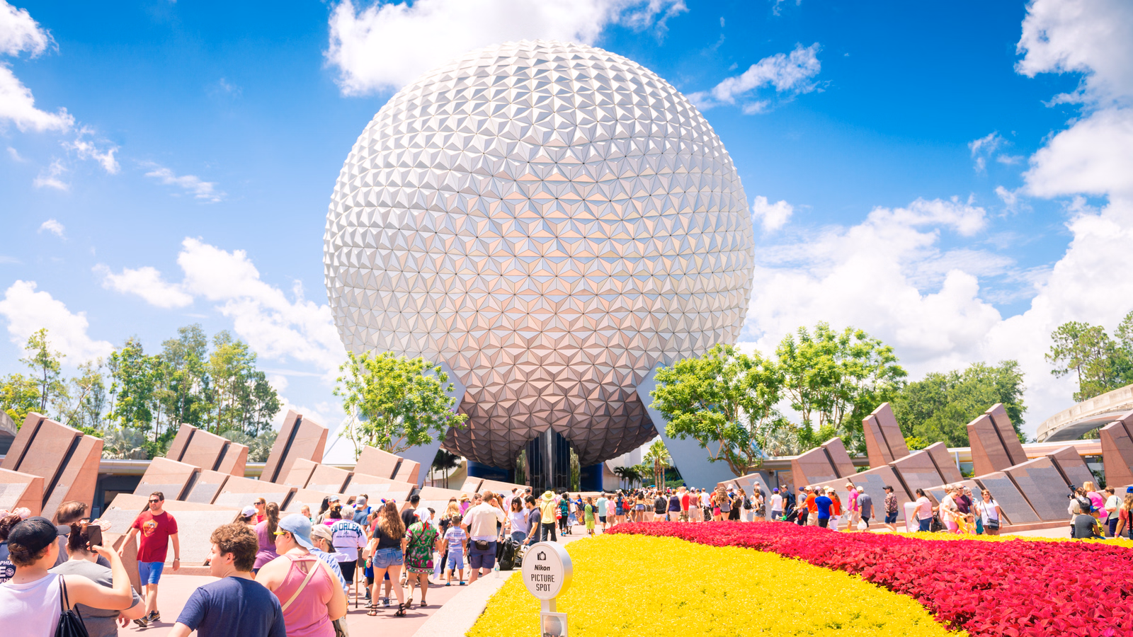 EPCOT's New Trash Cans Upend a Food & Wine Festival Trick