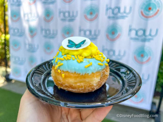 Everglazed's Glaze of Hope Donut Supports Ovarian Cancer Awareness
