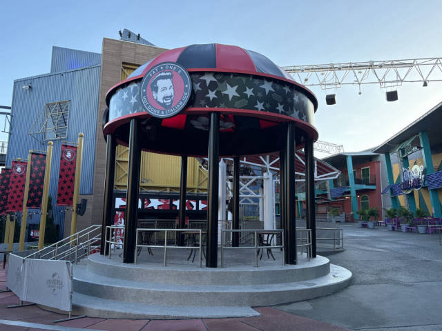 Joey Fatone's Fat One's Nears Opening at Universal CityWalk