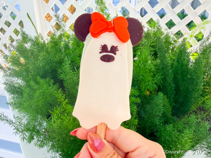 Ghost Minnie Cake Pop Spotted at Disney's Beach Club Resort