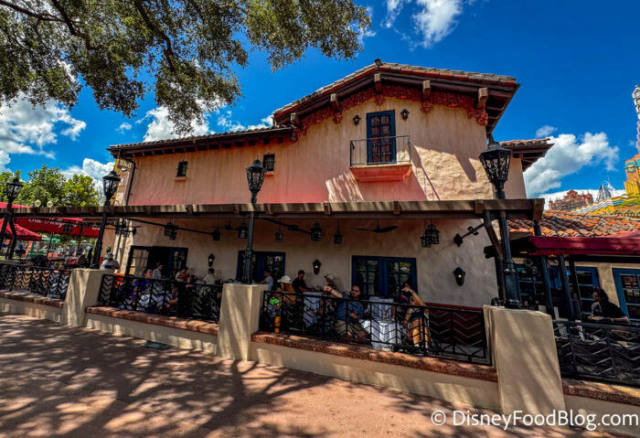 Hollywood Brown Derby Lounge Reopens With a Cool Upgrade