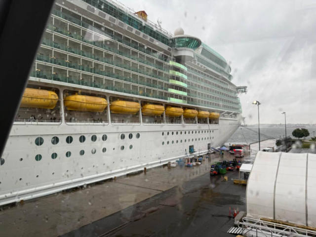 Nor’easter Delays Independence of the Seas Departure