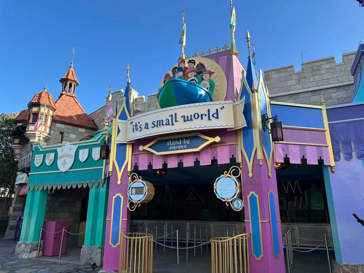 'it's a small world' Showing Wear at Magic Kingdom