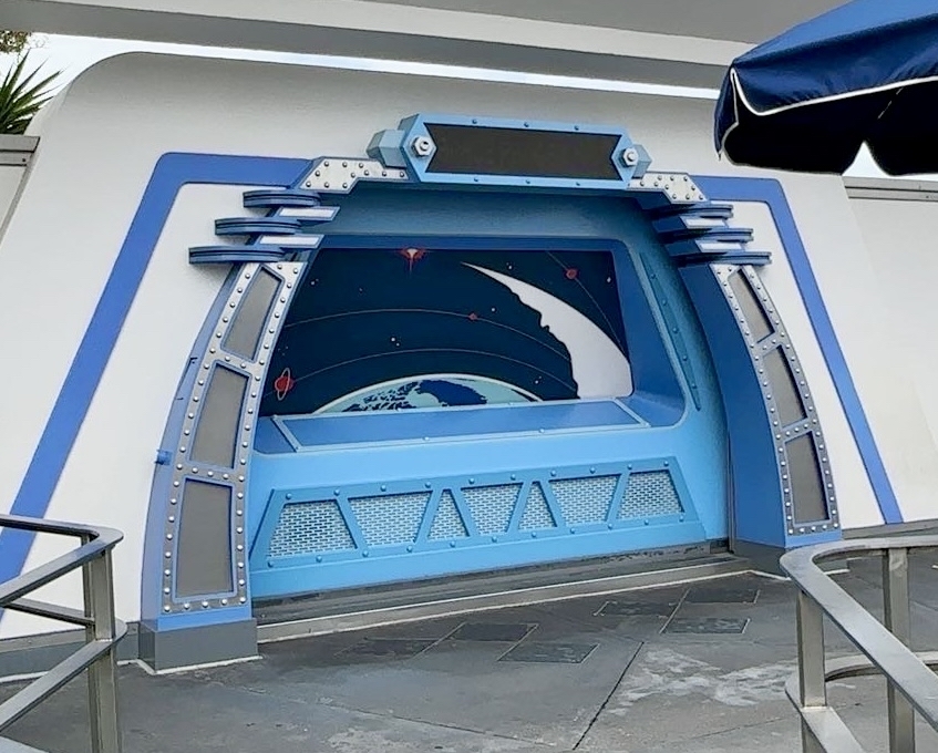 Buzz Lightyear's Meet & Greet Spot Gets a Tomorrowland Makeover
