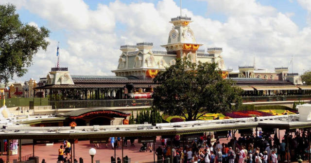 Two Magic Kingdom Closures Could Overlap This Fall