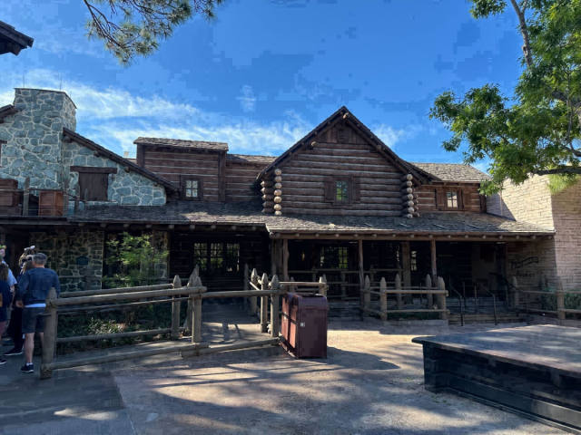 McKim's Mile House DVC Lounge Shifts to Earlier Hours