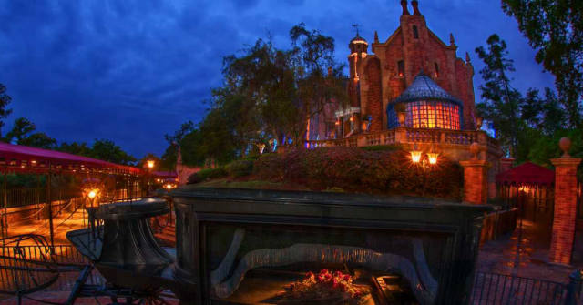 Haunted Mansion Halloween Shirt Has a Double Catch at Disney
