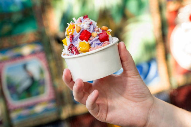 Walt Disney World Adds Moana-Inspired Sundae and Pineapple Drink