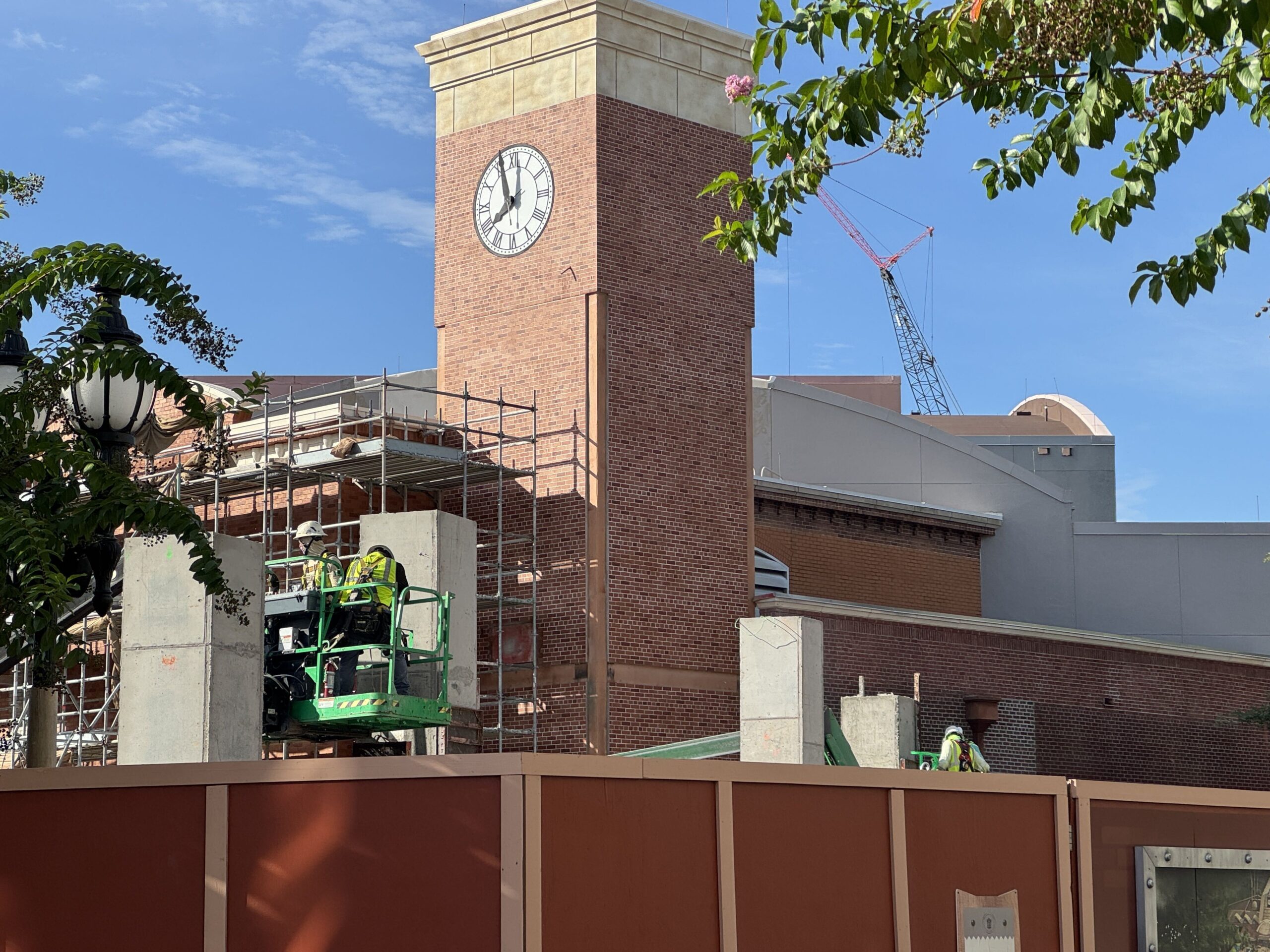 Monstropolis Entrance Columns Take Shape at Hollywood Studios