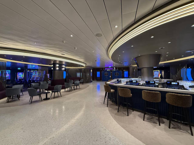 Oasis of the Seas Is Getting a Bigger Non-Smoking Casino