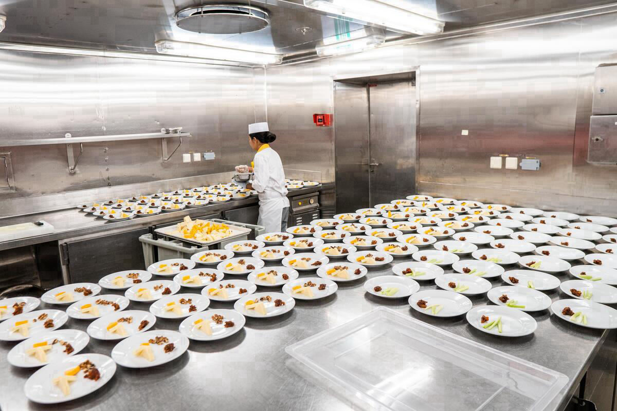 Royal Caribbean Cuts Fleet Food Waste by 52%