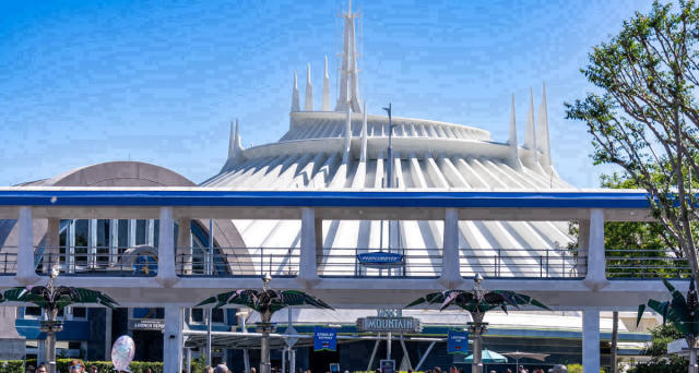 Space Mountain Dark All Day After Yesterday's 3-Hour Waits