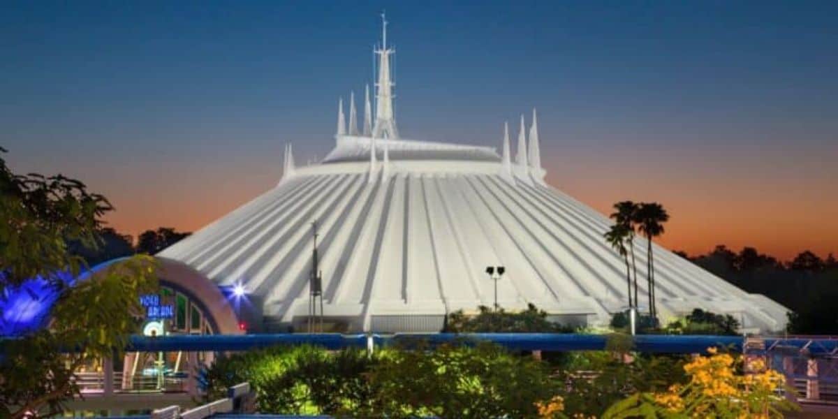 Space Mountain Faces Major Overhaul, Fans Weigh In