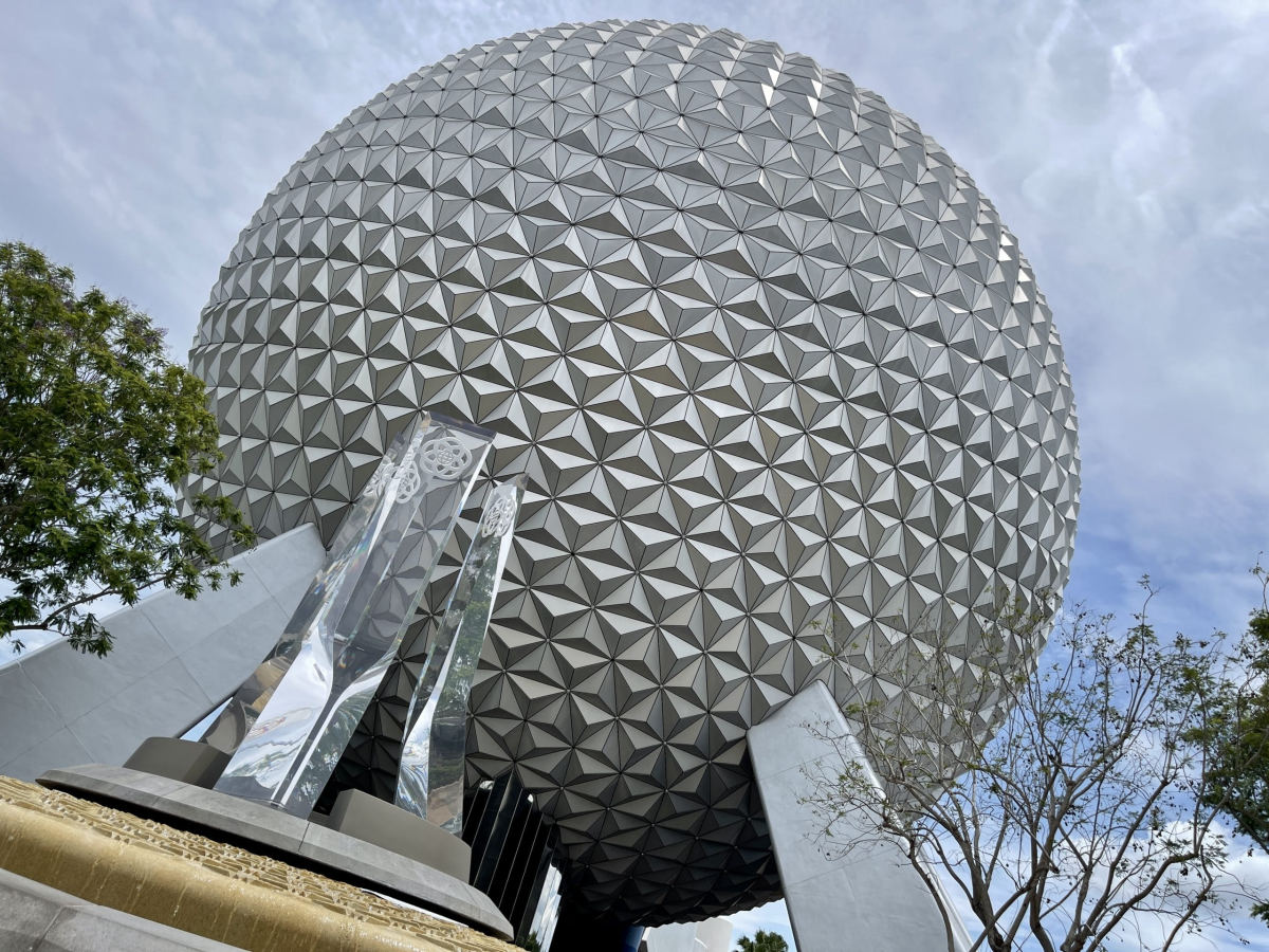 New Boarding Sign Added at EPCOT’s Spaceship Earth