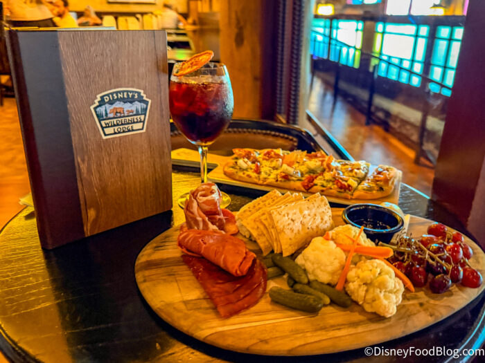 Territory Lounge at Wilderness Lodge: Worth a Stop?