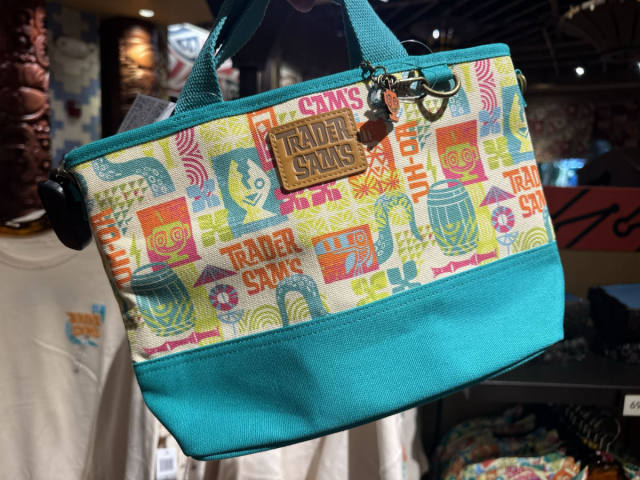 Trader Sam's Tote Bag Lands at Disney's Polynesian Resort