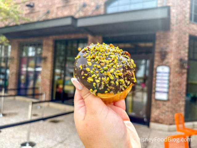 Vivoli il Gelato's New $6 Italian Donut Is Worth the Trip