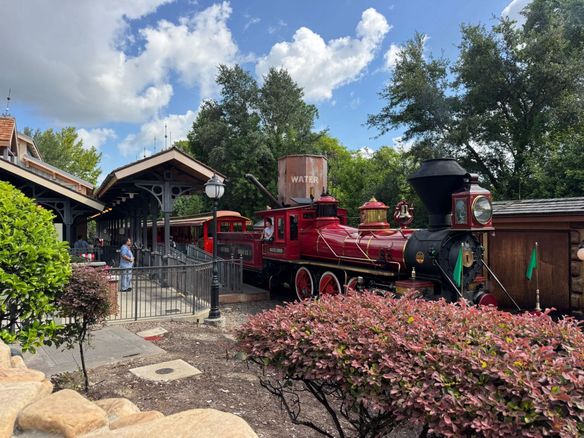Walt Disney World Railroad Closing for a Month This Fall