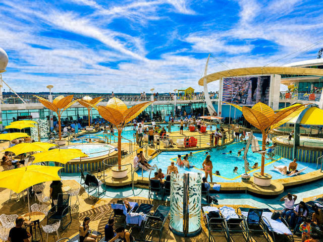 12 Wild Things Real Cruise Passengers Have Actually Witnessed